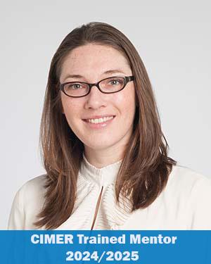 Sarah Schumacher Bass Headshot