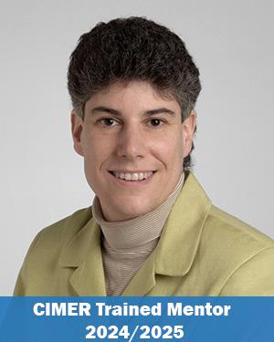 Margot Damaser Headshot