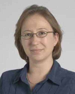 Darlene Floden Headshot