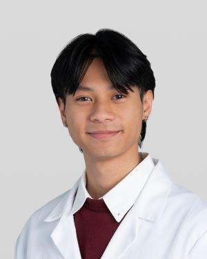 Miguel Ladisla Headshot