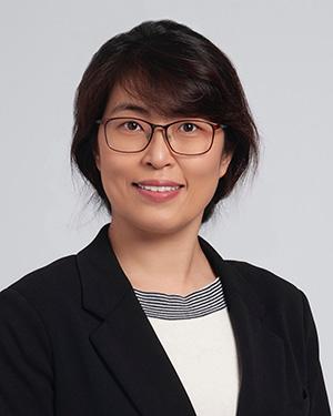 Min Hui Lim Headshot