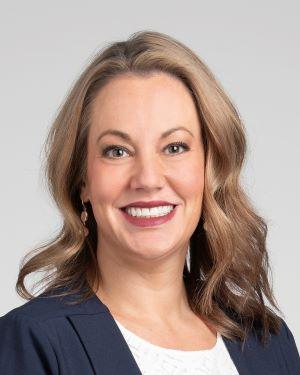 Lisa  Mayhugh Headshot