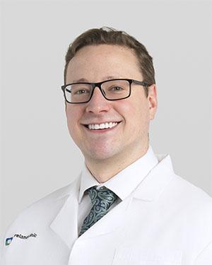 Scott Toth Headshot
