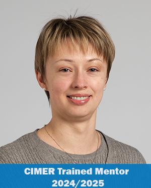 Anna Valujskikh Headshot