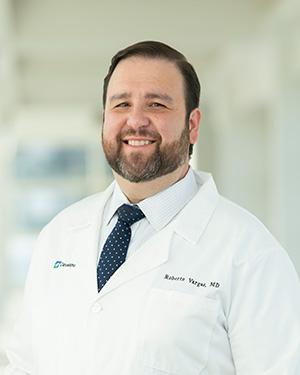 Roberto Vargas Headshot