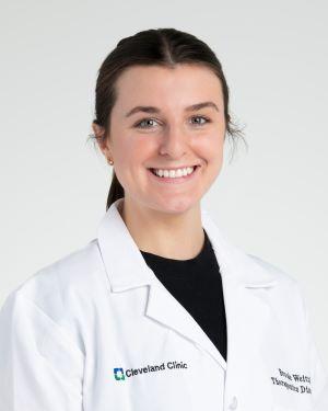 Brooke Weitzel Headshot