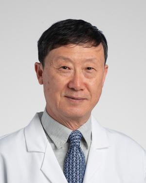 Renliang Zhang Headshot